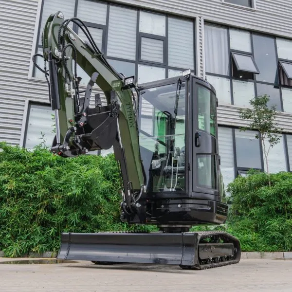 Typhon Terror XXV | 2.7-Ton Kubota Diesel Mini Excavator | AC Cabin | Retractable Tracks | EPA Certified